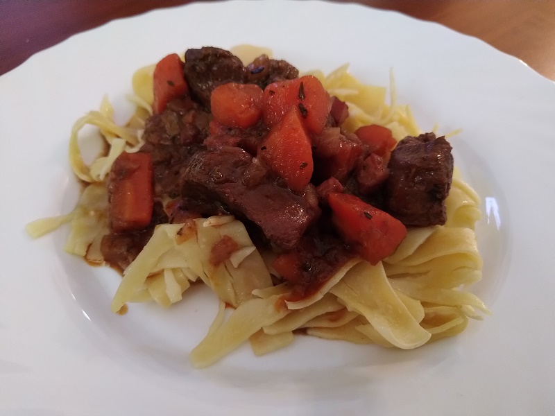 Burgundi szarvasragu