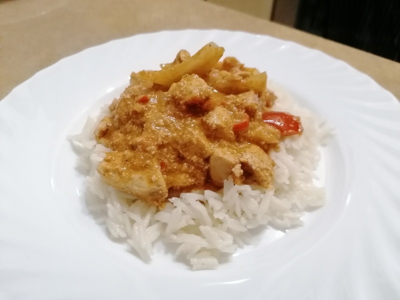 Csirke tikka masala